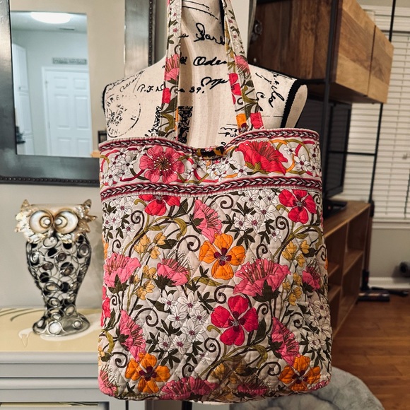 Vera Bradley Purse - Picture 2 of 6